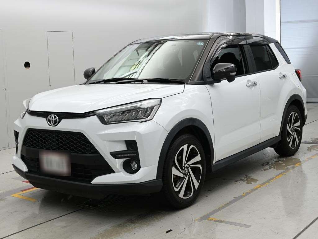 Japan Auction Vehicles 14 2022 Toyota Raize Z auction photo