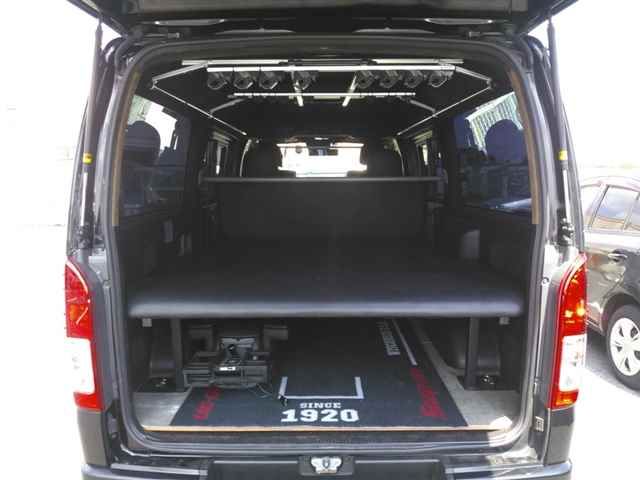 2018 Toyota Hiace ロングスーパーGL auction photo 9