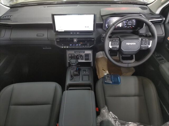 2026 Toyota Hilux Z Adventure 4WD auction photo 3