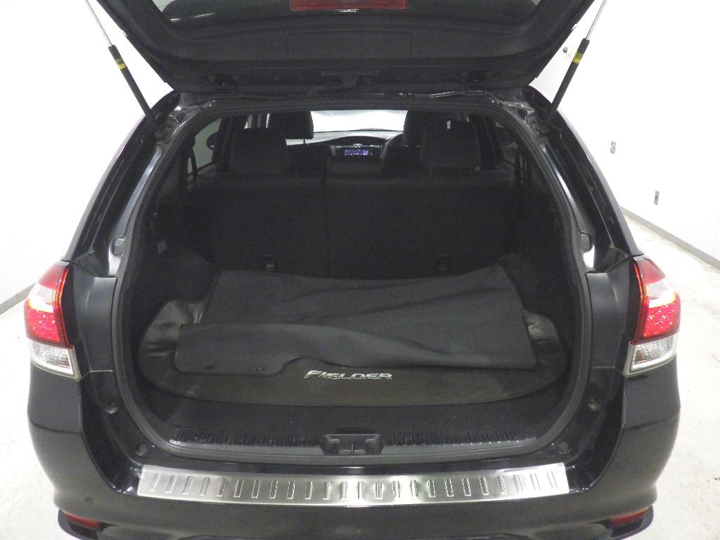 2016 Toyota Corolla Fielder 1.5G W×B auction photo 8