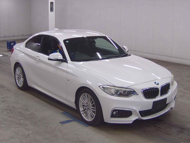 2016 BMW 2 Series 220i Coupe M Sport Japan auction vehicle