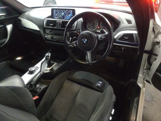 2016 BMW 2 Series 220i Coupe M Sport auction photo 3