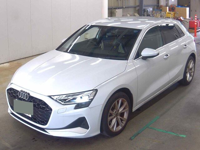 2025 Audi A3 SpoB30TFSI Ad auction photo 4