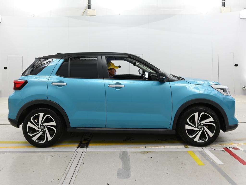 2023 Toyota Raize Z 4WD auction photo 3