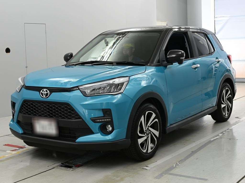 2023 Toyota Raize Z 4WD Japan auction vehicle