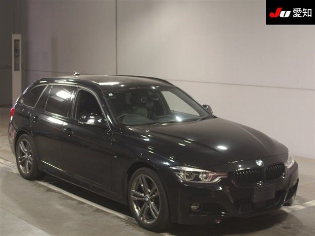2016 BMW 3 Series Touring 320i xDrive スポーツ Japan auction vehicle