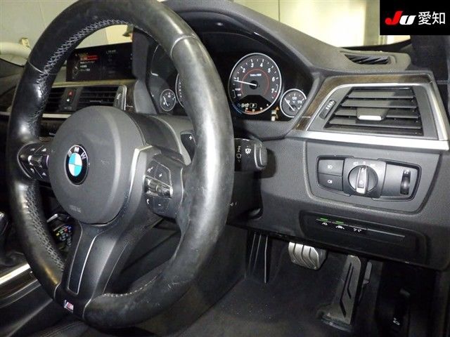 2016 BMW 3 Series Touring 320i xDrive スポーツ auction photo 5