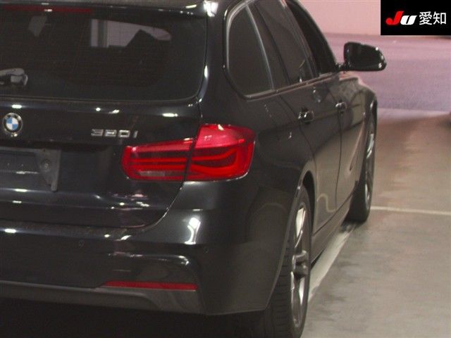 2016 BMW 3 Series Touring 320i xDrive スポーツ auction photo 8
