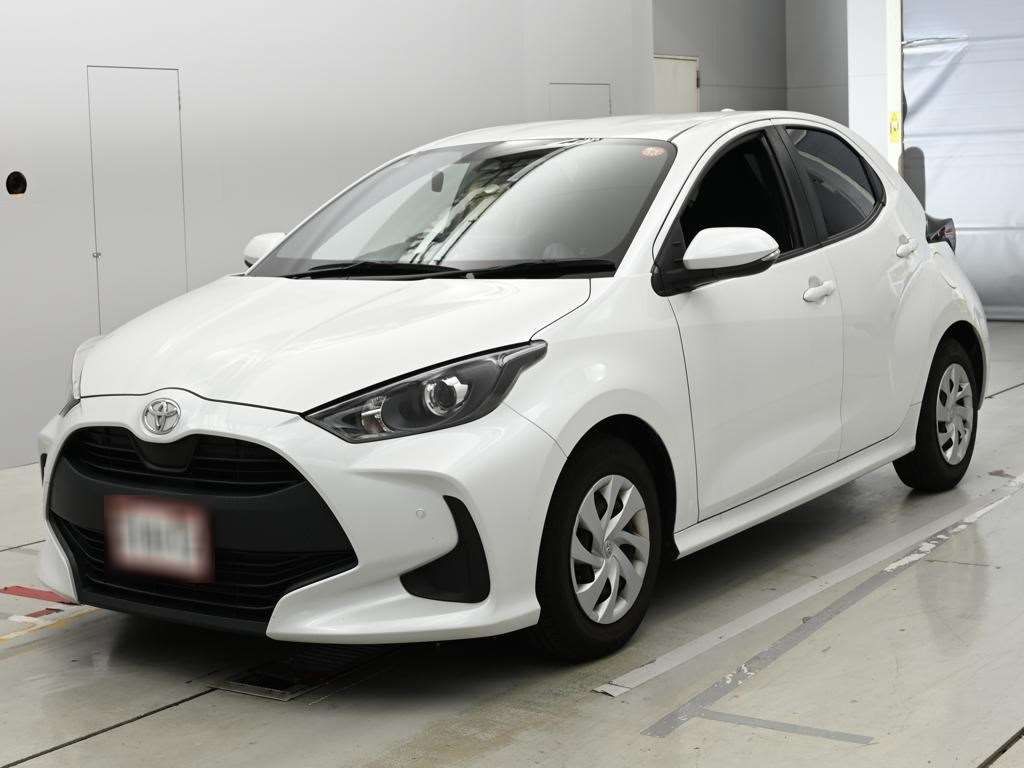 2022 Toyota Yaris X Japan auction vehicle