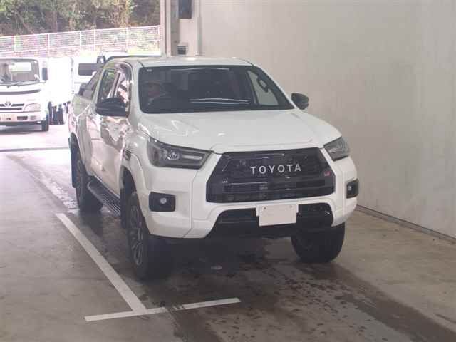 2023 Toyota Hilux Z GR SPORT Japan auction vehicle