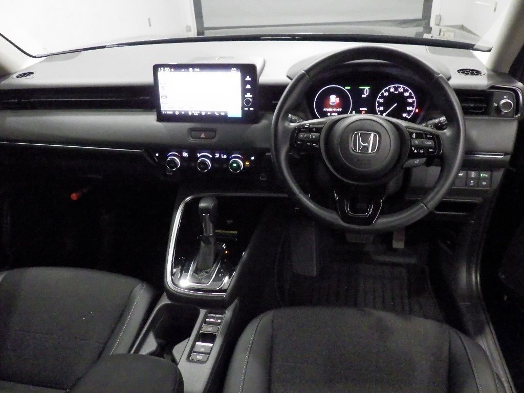 2021 Honda Vezel 4WD e:HEV Z auction photo 3
