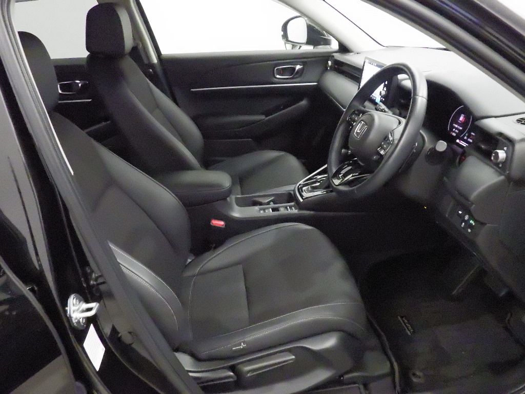 2021 Honda Vezel 4WD e:HEV Z auction photo 6
