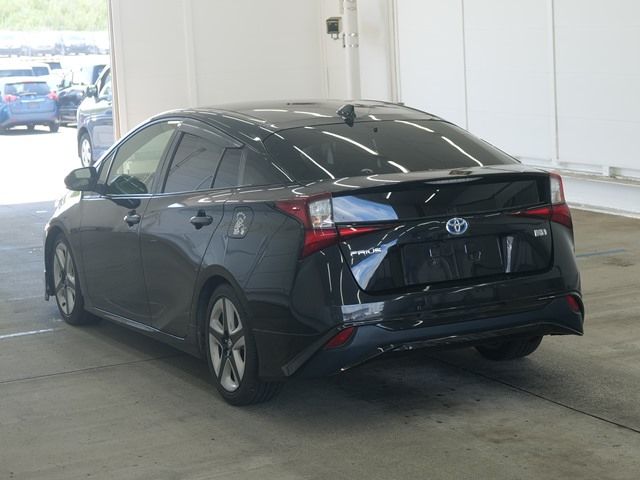 2022 Toyota Prius S auction photo 2