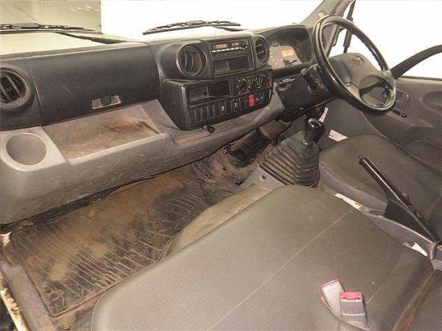 2017 Toyota Dyna ダンプ 3t auction photo 4