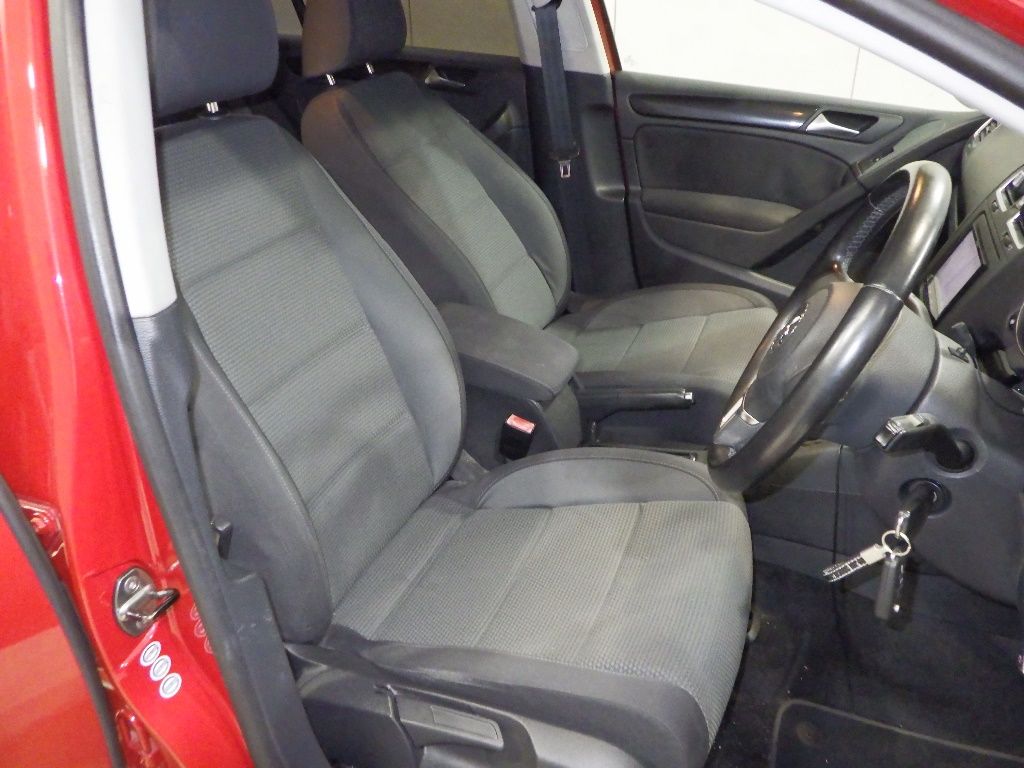 2011 Volkswagen ゴルフ 5HB TSIコンフォートライン auction photo 6