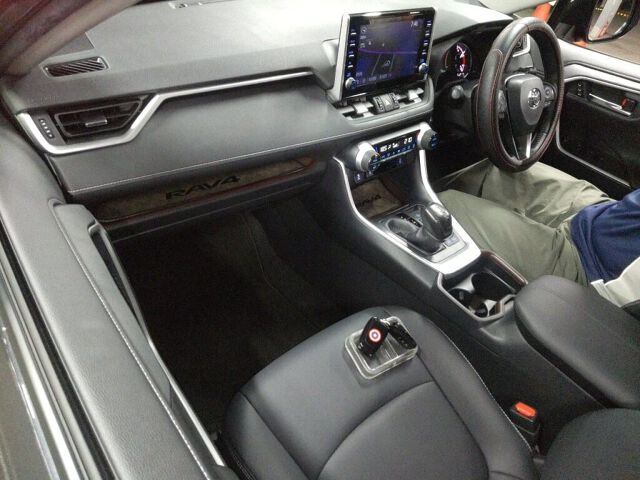 2021 Toyota RAV4 G Zパッケージ 4WD auction photo 3
