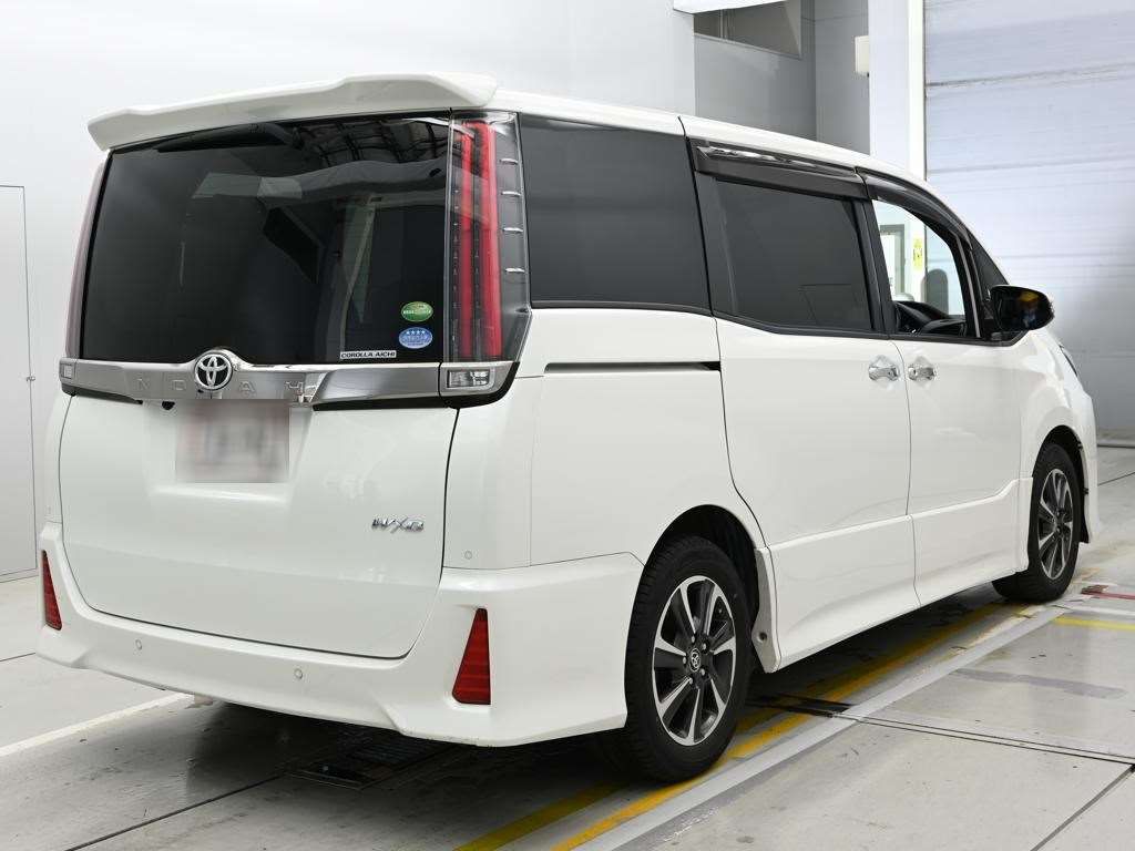 2019 Toyota Noah Si ダブルバイビー2 auction photo 2