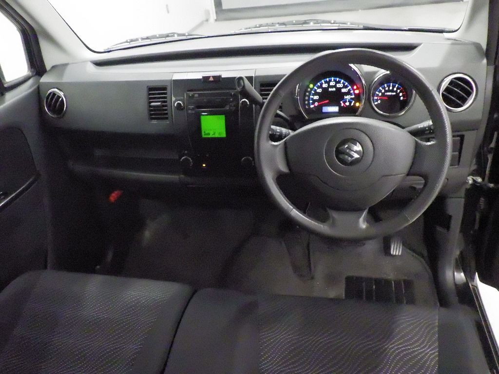 2007 Suzuki Wagon R スティングレーX auction photo 3
