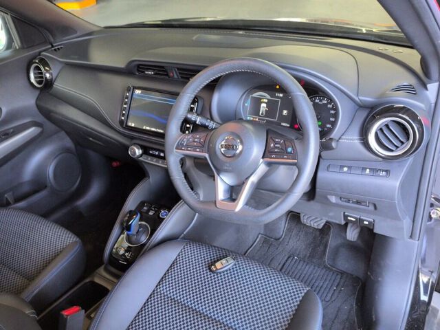2021 Nissan Kicks X auction photo 3