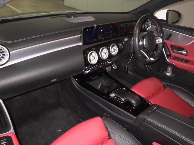 2019 Mercedes-Benz A 200 d AMGライン auction photo 2