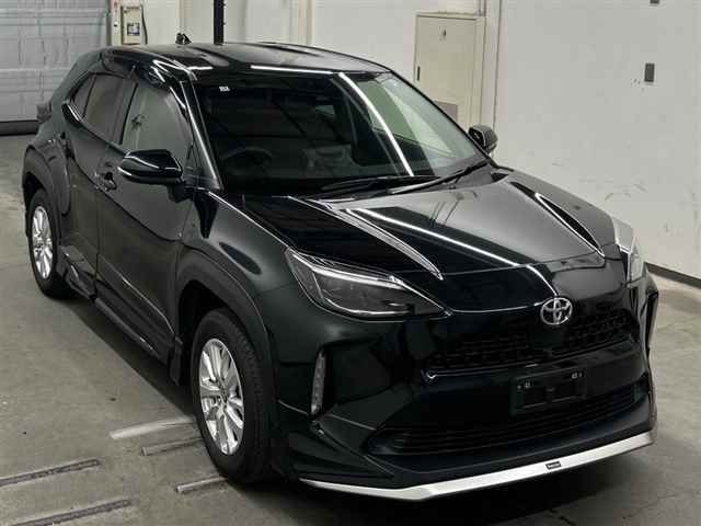 Japan Auction Vehicles 10 2023 Toyota Yaris Cross G 4WD auction photo