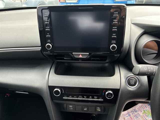 2023 Toyota Yaris Cross G 4WD auction photo 6