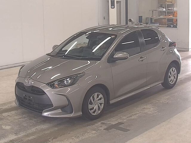 2023 Toyota Yaris X auction photo 4