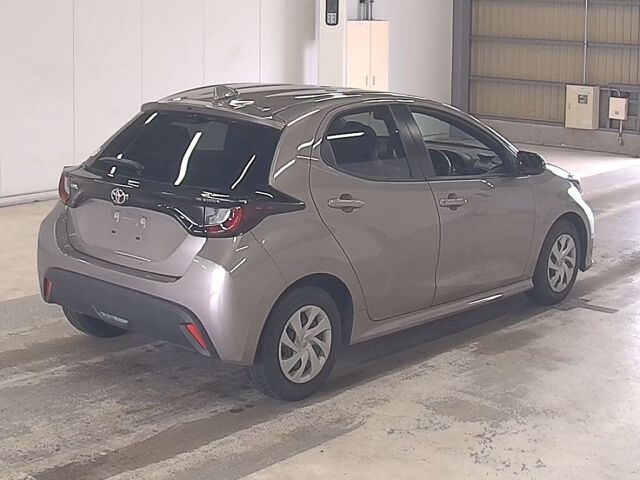 2023 Toyota Yaris X auction photo 5