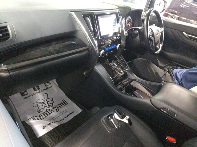 2021 Toyota Alphard 2.5S Cパッケージ auction photo 3