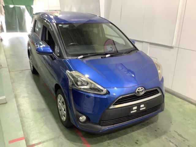 Japan Auction Vehicles 4 2015 Toyota Sienta 4WD G auction photo