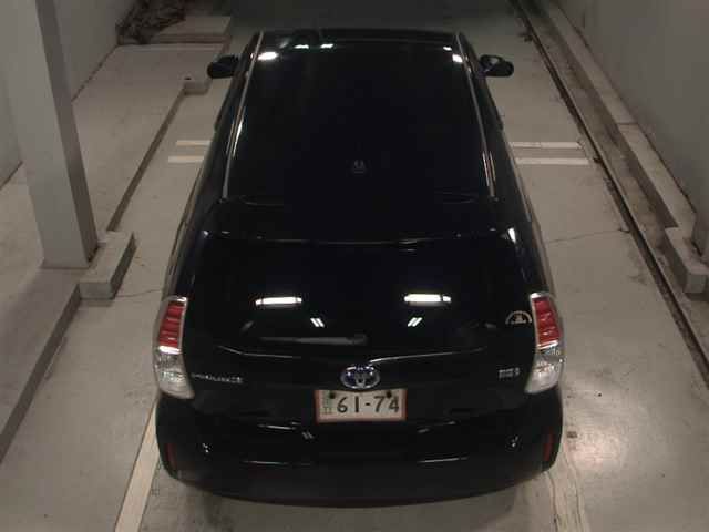 2015 Toyota Prius Alpha S auction photo 6