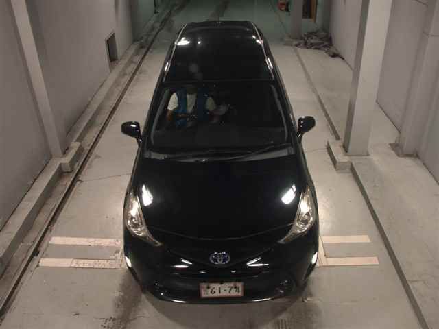 2015 Toyota Prius Alpha S auction photo 5