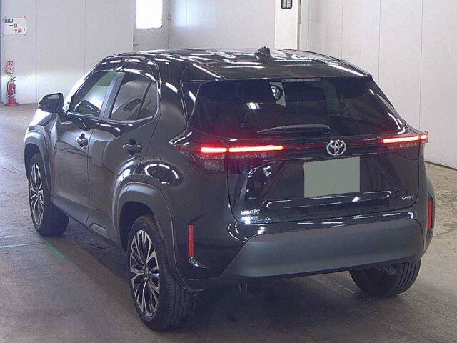 2025 Toyota Yaris Cross Hybrid Z auction photo 2