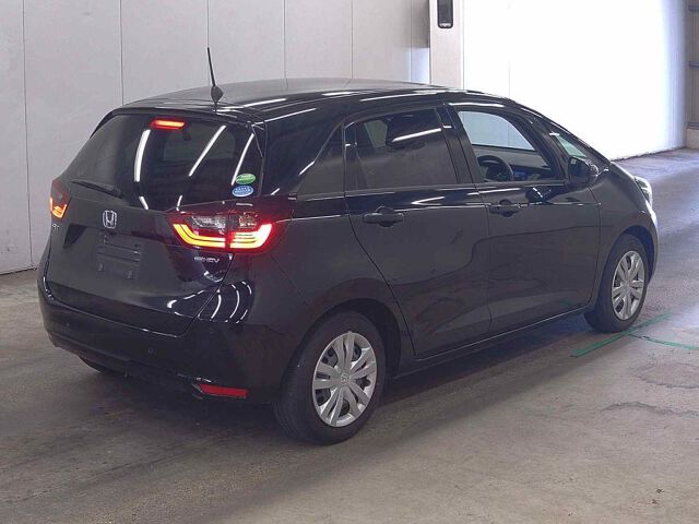 2020 Honda Fit EHEVベーシック auction photo 5