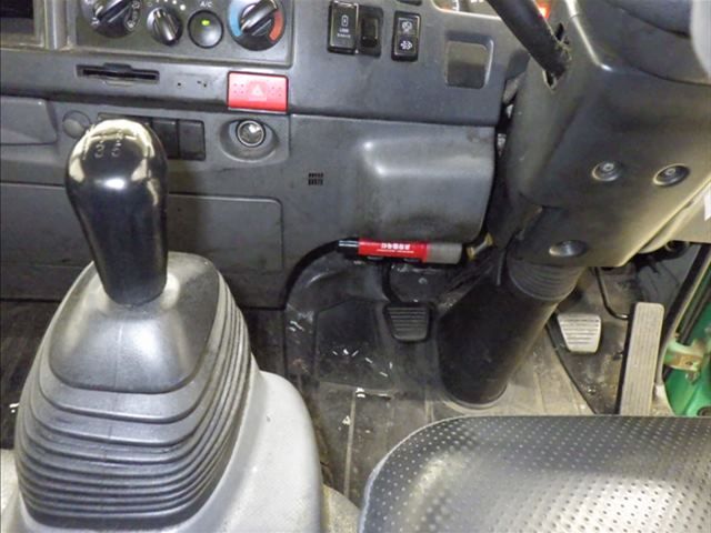 2015 Isuzu Elf Garbage truck auction photo 8