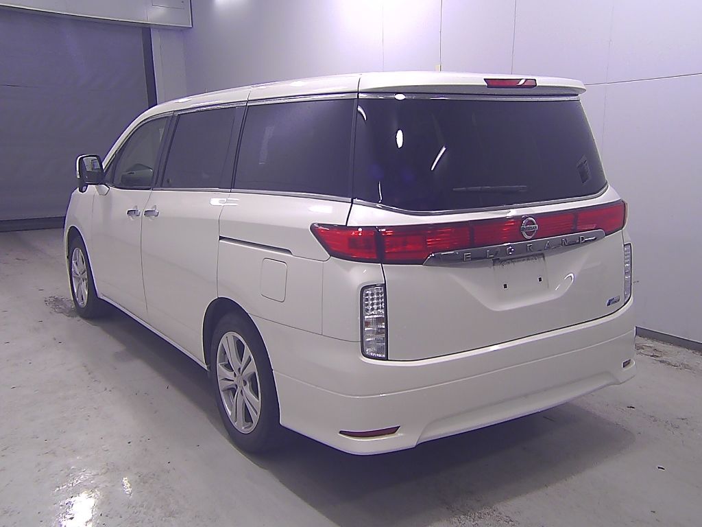 2012 Nissan Elgrand 250XG auction photo 5