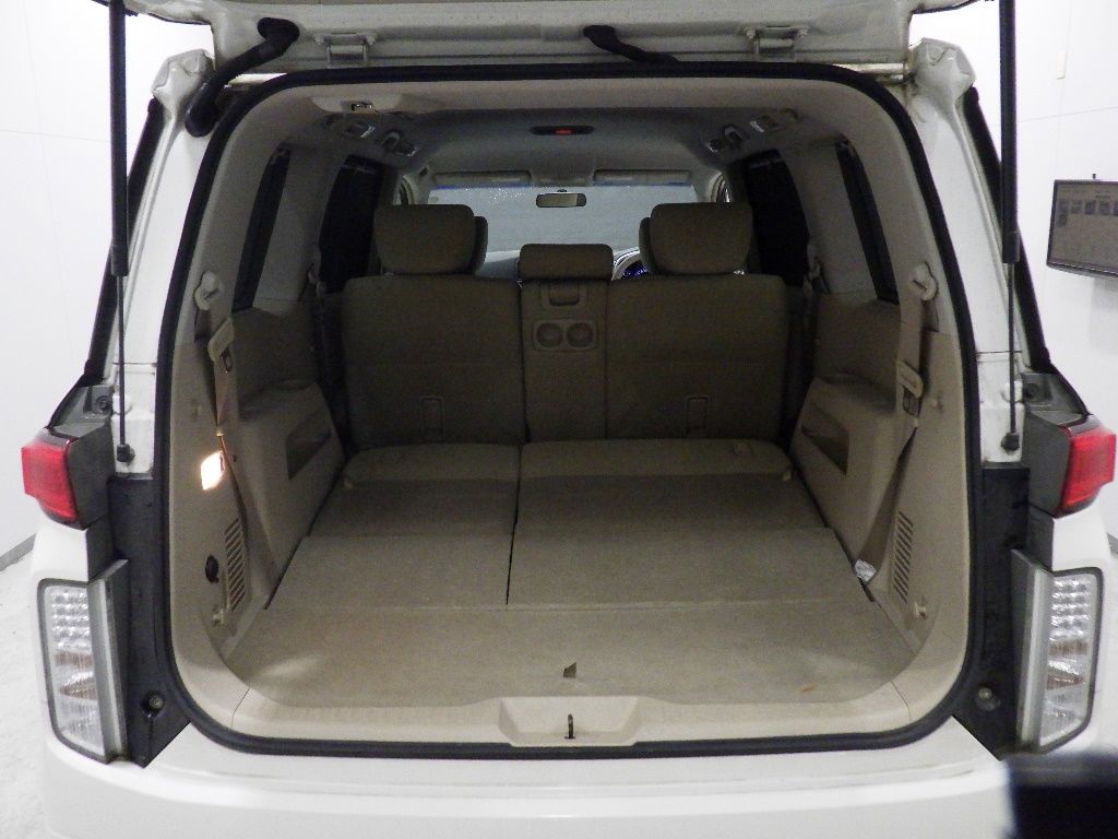 2012 Nissan Elgrand 250XG auction photo 8
