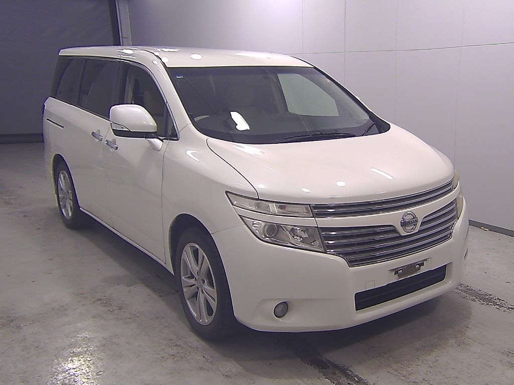 2012 Nissan Elgrand 250XG Japan auction vehicle