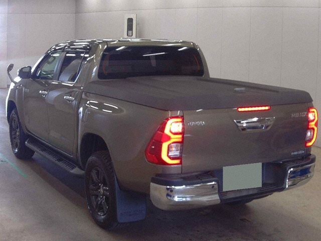 2021 Toyota Hilux Z 4WD auction photo 2