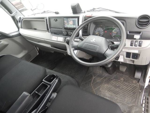 2020 Mitsubishi Fuso Canter Carrier auction photo 2