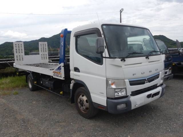 2020 Mitsubishi Fuso Canter Carrier auction photo 4