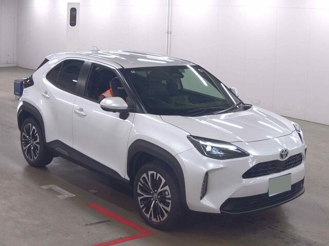 Japan Auction Vehicles 9 2025 Toyota Yaris Cross ハイブリッドZ auction photo