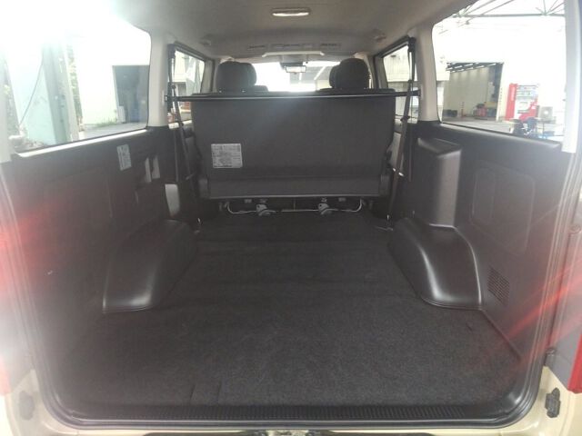 2024 Toyota Hiace ロングスーパーGL 4WD auction photo 6