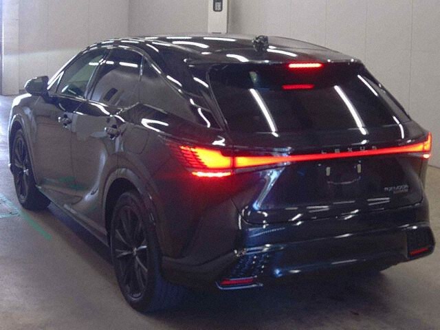 2023 Lexus RX RX500H F Super Four 4WD auction photo 2