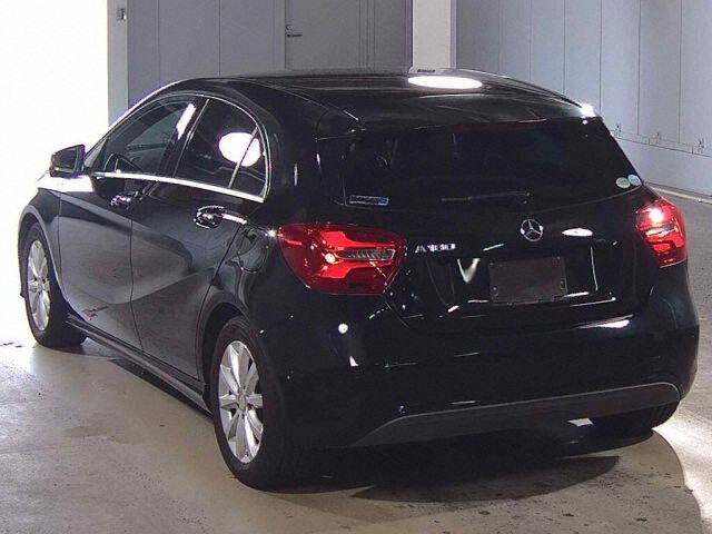 2016 Mercedes-Benz A-Class A180 auction photo 2