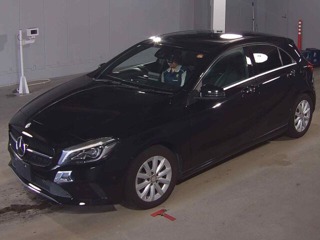 2016 Mercedes-Benz A-Class A180 auction photo 4