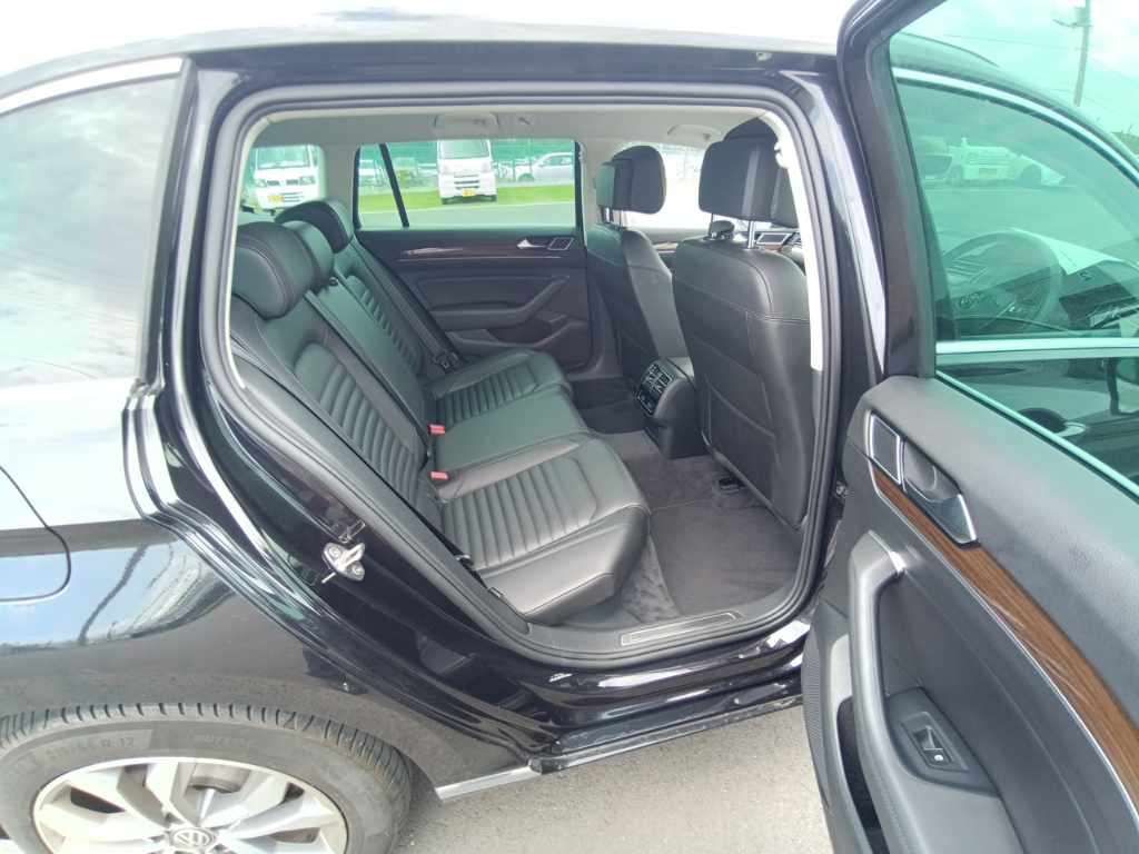 2016 Volkswagen VW パサートヴァリアント TSIハイライン auction photo 12