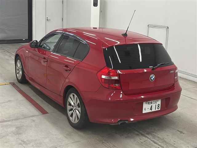 2010 BMW BMW1シリーズ auction photo 2
