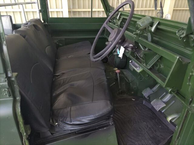 1968 ランドローバー ディフェンダー 4WD auction photo 3