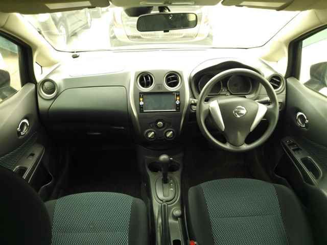 2015 Nissan Note X Vセレクション+セーフティ auction photo 8